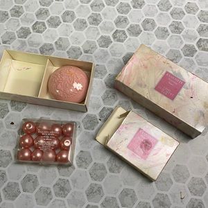 Antique Exquisite Scented Soap and Bath Beads Set